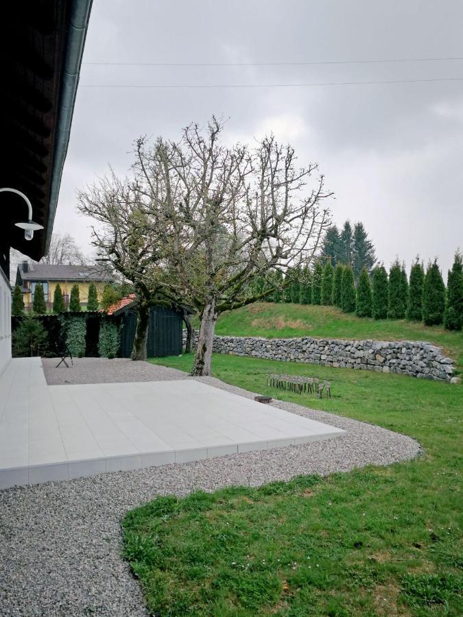Naehe Starnberger See, Schoene Ferienwohnung, Gaestewohnung 125qm Eg Und Og Kontaktfrei * Munsing