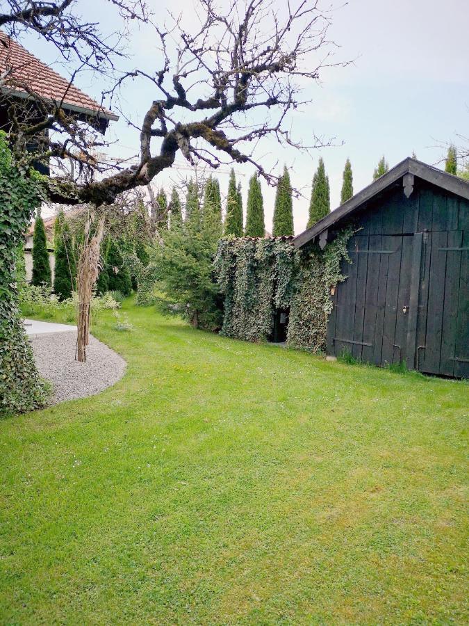 Naehe Starnberger See, Schoene Ferienwohnung, Gaestewohnung 125qm Eg Und Og Kontaktfrei