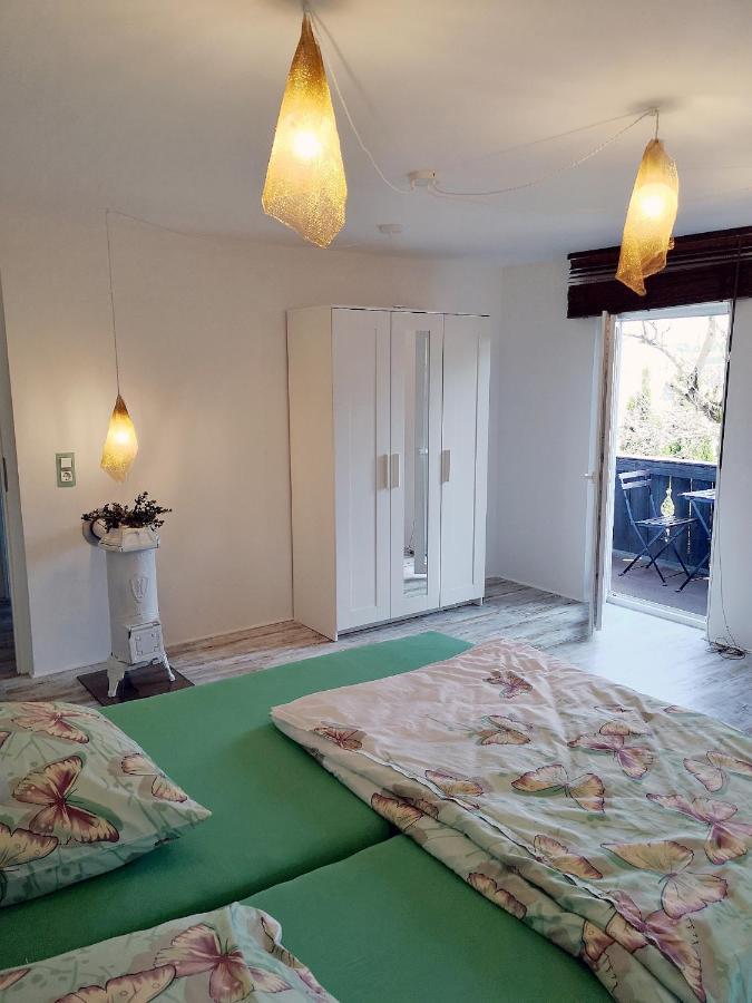 Naehe Starnberger See, Schoene Ferienwohnung, Gaestewohnung 125qm Eg Und Og Kontaktfrei * Munsing