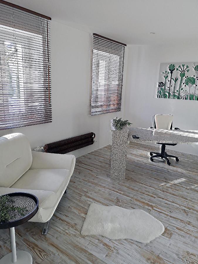 Apartment Naehe Starnberger See, Schoene Ferienwohnung, Gaestewohnung 125qm Eg Und Og Kontaktfrei *
