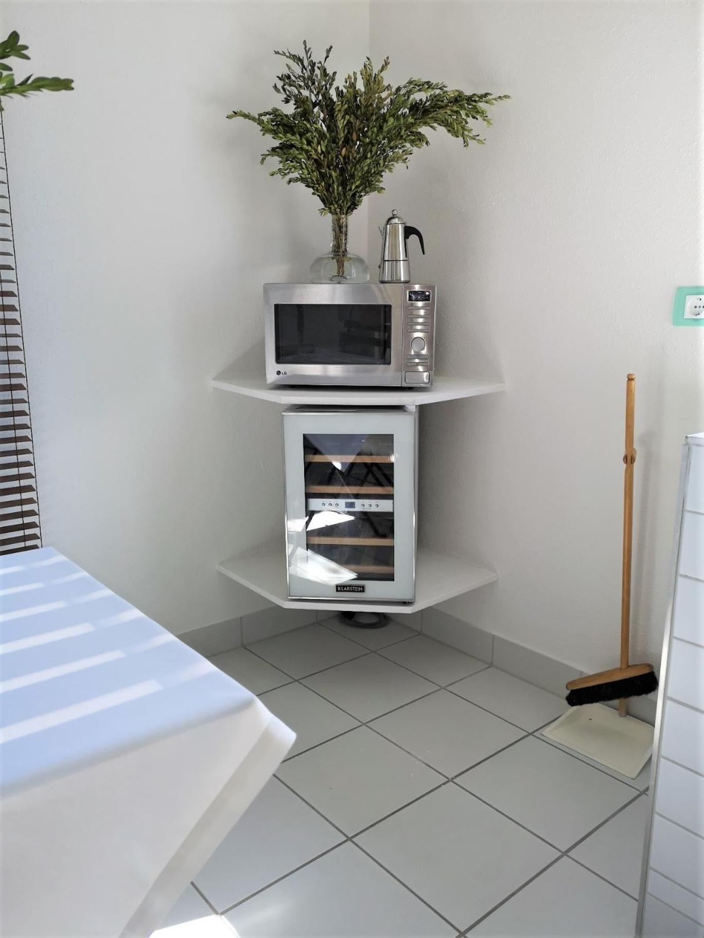 Naehe Starnberger See, Schoene Ferienwohnung, Gaestewohnung 125qm Eg Und Og Kontaktfrei Apartment *